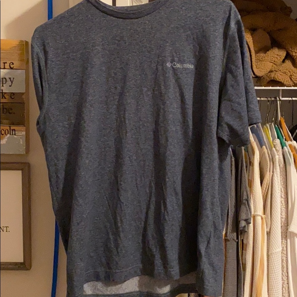Columbia tshirt